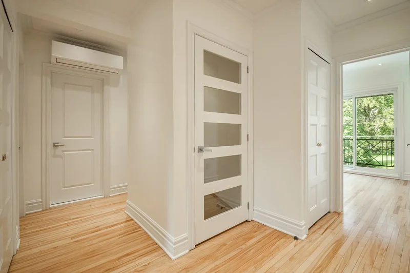 5546 5548 Av. Isabella, Montréal, Quebec, Canada. - Photo 43