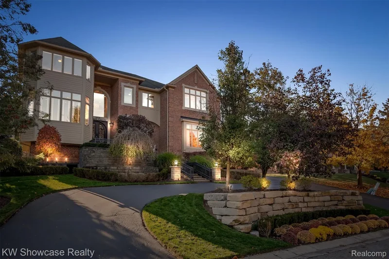 6608 Minnow Pond Drive, West Bloomfield Charter Township, MI 48322, Novi, Michigan, United States. - Photo 34