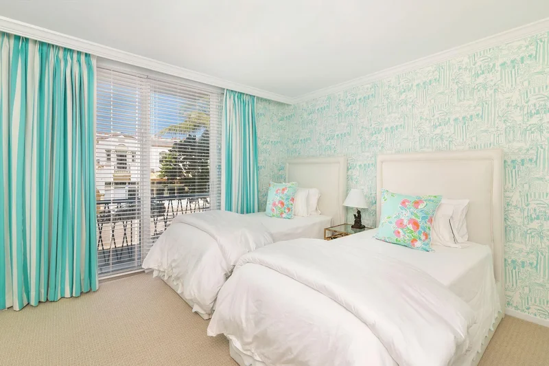 Chilean Avenue, Palm Beach, Florida, United States. - Photo 17