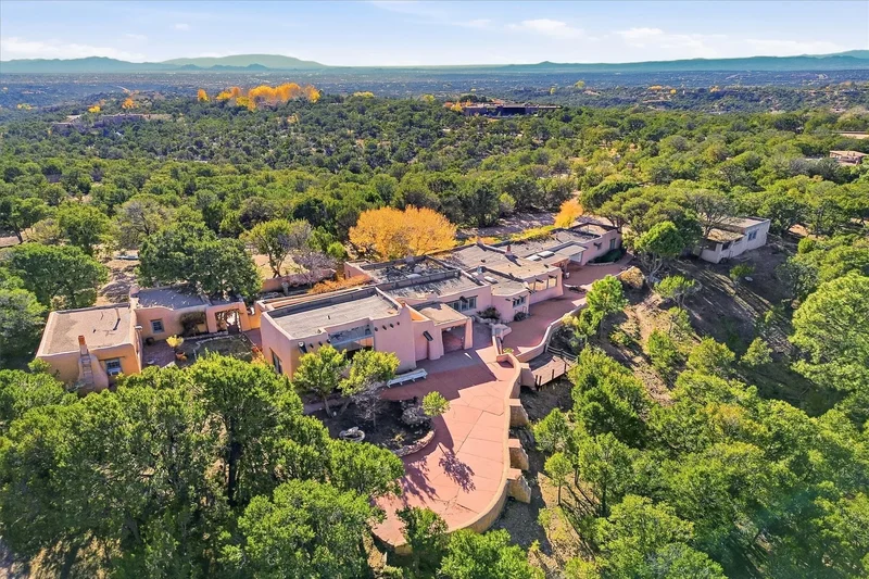 185 Brownell Howland Road , Santa Fe, NM 87501, Santa Fe, New Mexico, United States. - Photo 28