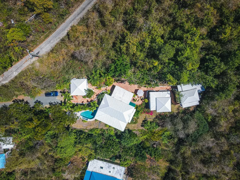 Folie a Deux, Tortola, Leonards, Tortola, British Virgin Islands. - Photo 5