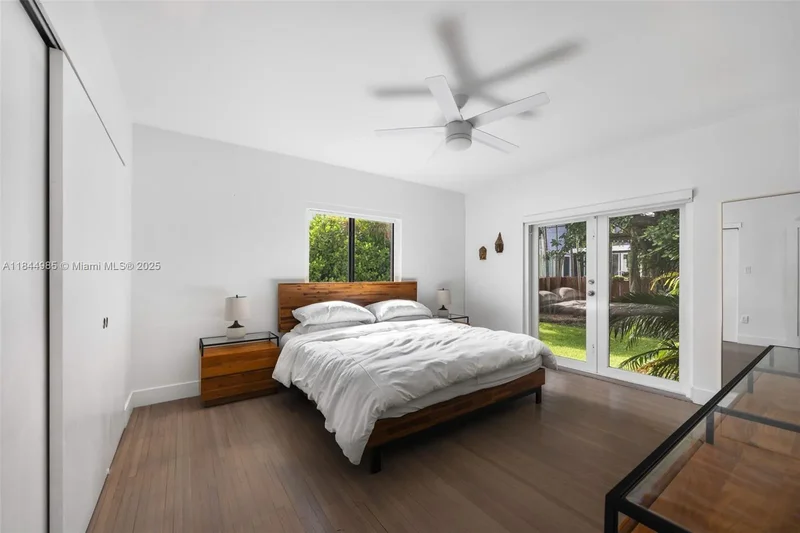 1080 NE 86th, Miami, Florida, United States. - Photo 5