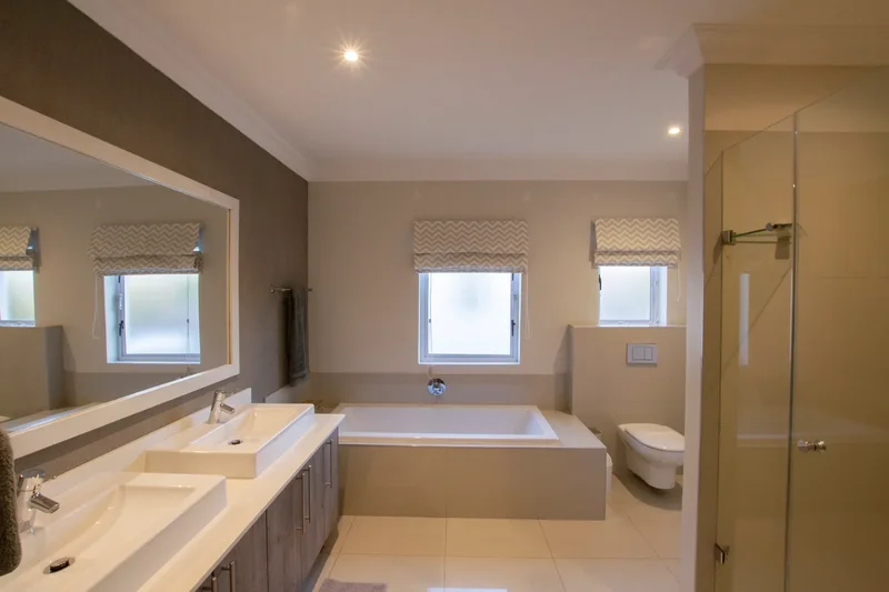190 Guyot Oval, Val De Vie Winelands Lifestyle Estate, South Africa, Val De Vie Winelands Lifestyle Estate, Western Cape, South Africa. - Photo 53