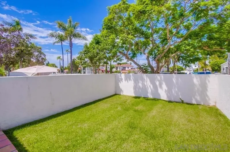 349-351 G Avenue, Coronado, California, United States. - Photo 6