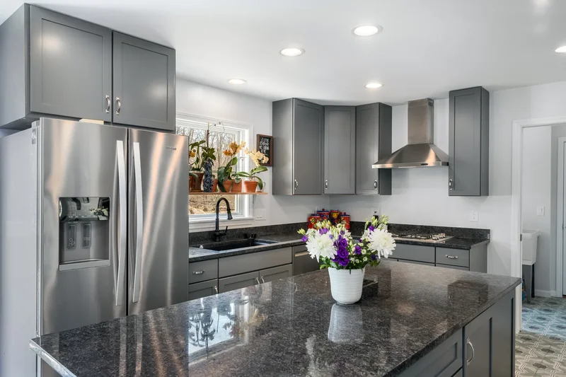 15A/15 & 13 S Menantic Road , Shelter Island Heights, NY 11964, Shelter Island, New York, United States. - Photo 42