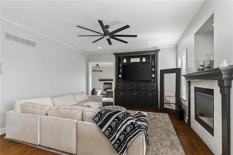 16620 Birch Street, Overland Park, KS 66085, Overland Park, Kansas, United States. - Photo 62
