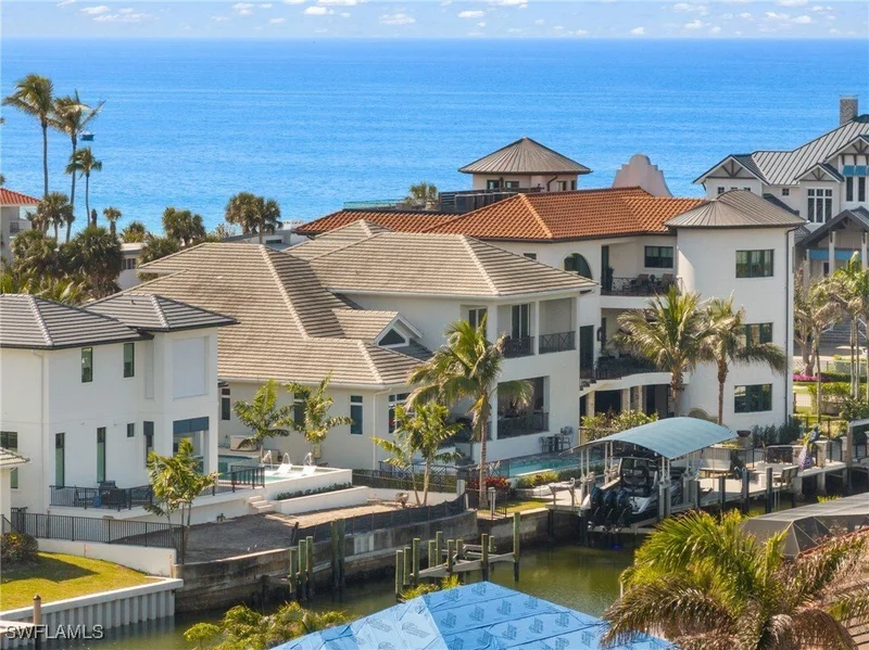 103 Bayview Avenue, Naples, Florida, United States. - Photo 24