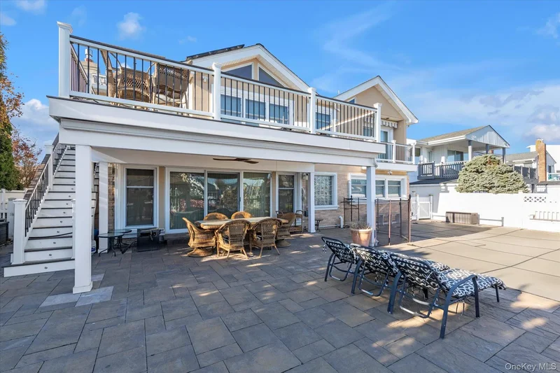 2072 Legion Street, Bellmore, New York, United States. - Photo 34