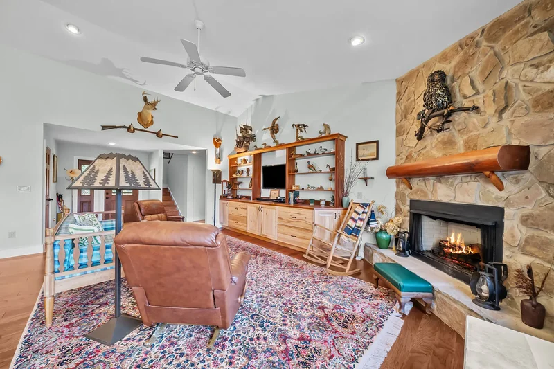 342 Ripshin Lake Road, Roan Mountain, TN 37687, Roan Mountain, Tennessee, United States. - Photo 22