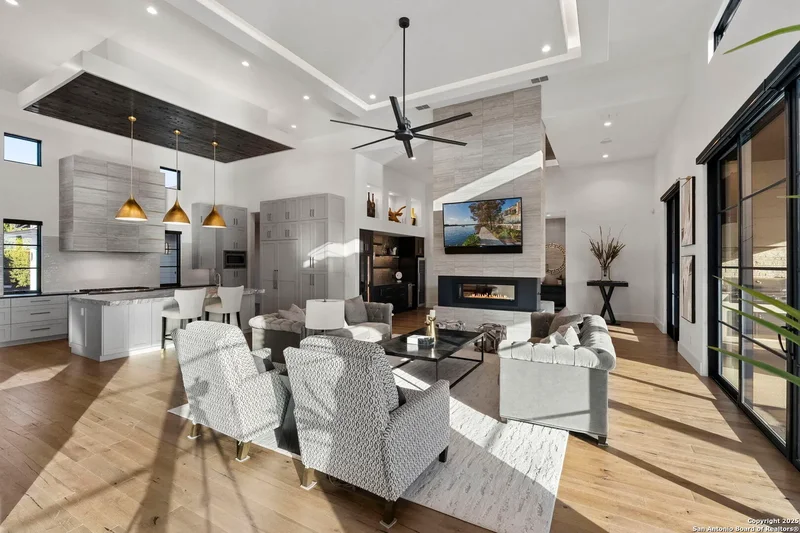 121 Greystone Pt, Boerne, TX 78006, Boerne, Texas, United States. - Photo 43
