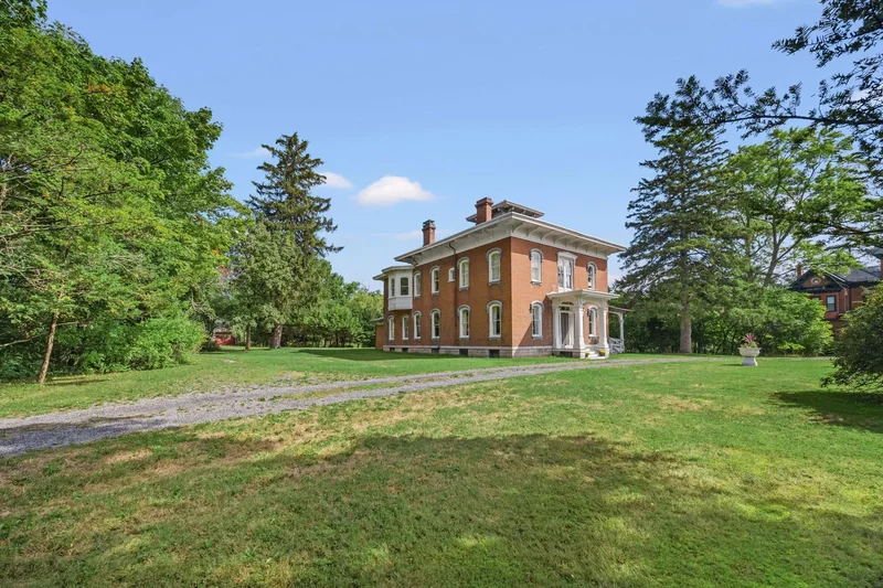 Thomas Smith House