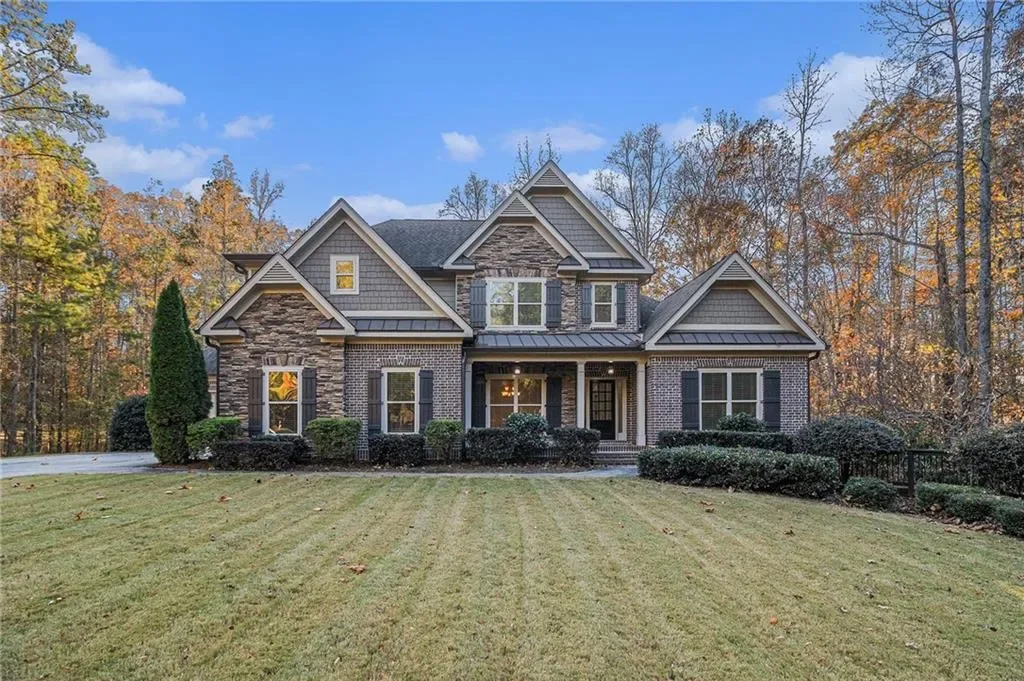 1205 Highgrove Court, Monroe, Georgia, United States. - Hero Image