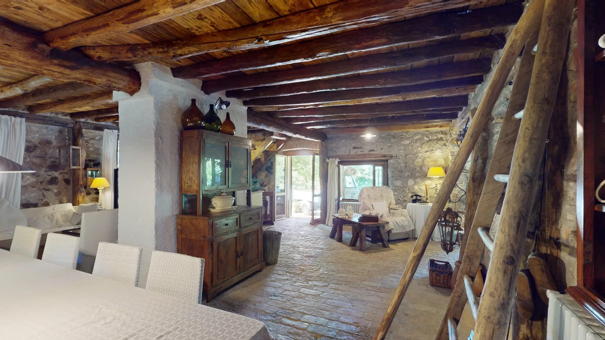 Gallery photo 6