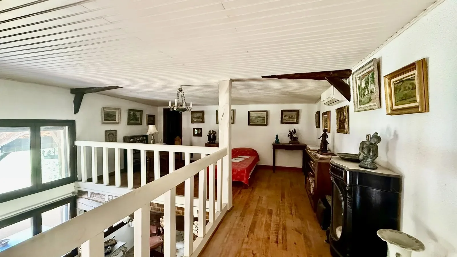 Gallery photo 3