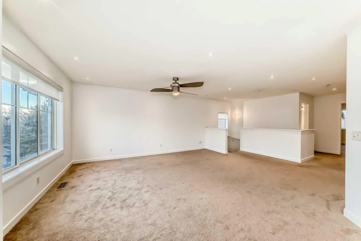 117 Chapalina Close SE, Calgary, Alberta, Canada. - Photo 32