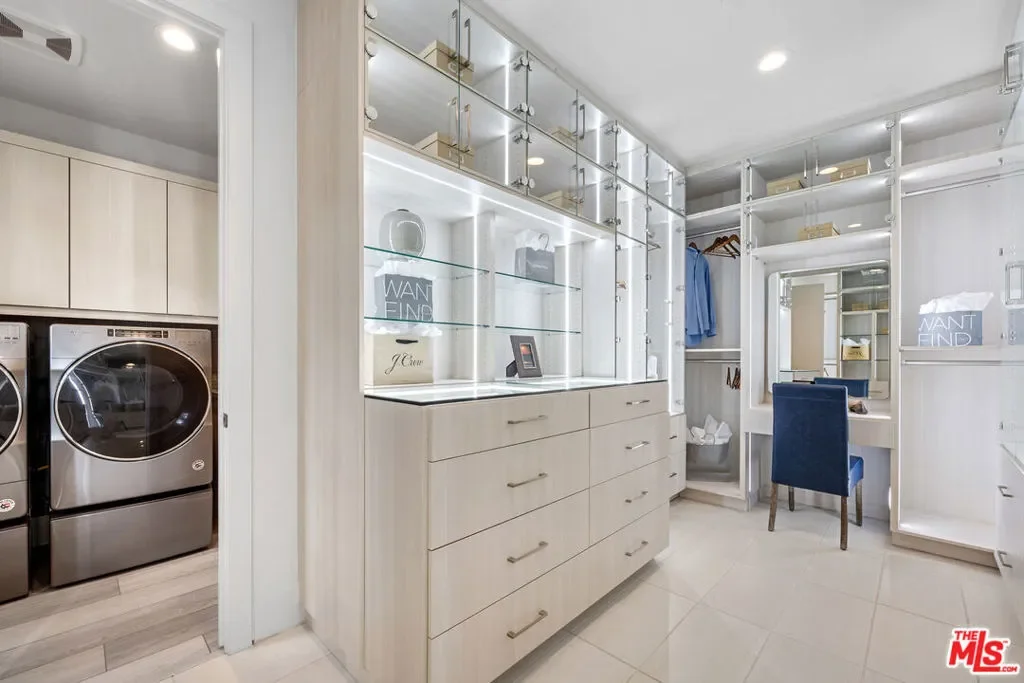 20378 W Marlow Lane, Los Angeles, California, United States. - Photo 38