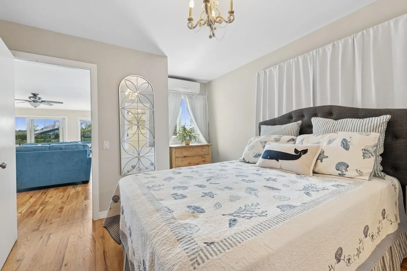 81 Beach Road, Aquebogue, New York, United States. - Photo 24