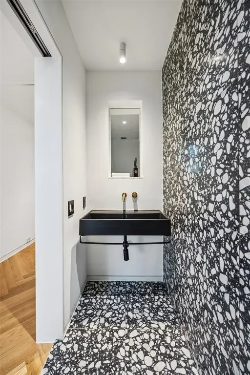 2430 Victory Park Lane 2509, Dallas, Texas, United States. - Photo 15