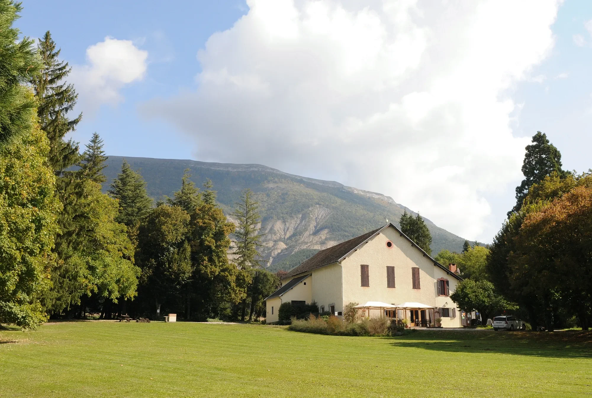 Saint-Pierre-d'Argençon, Provence-Alpes-Côte d'Azur, France. - Photo 11