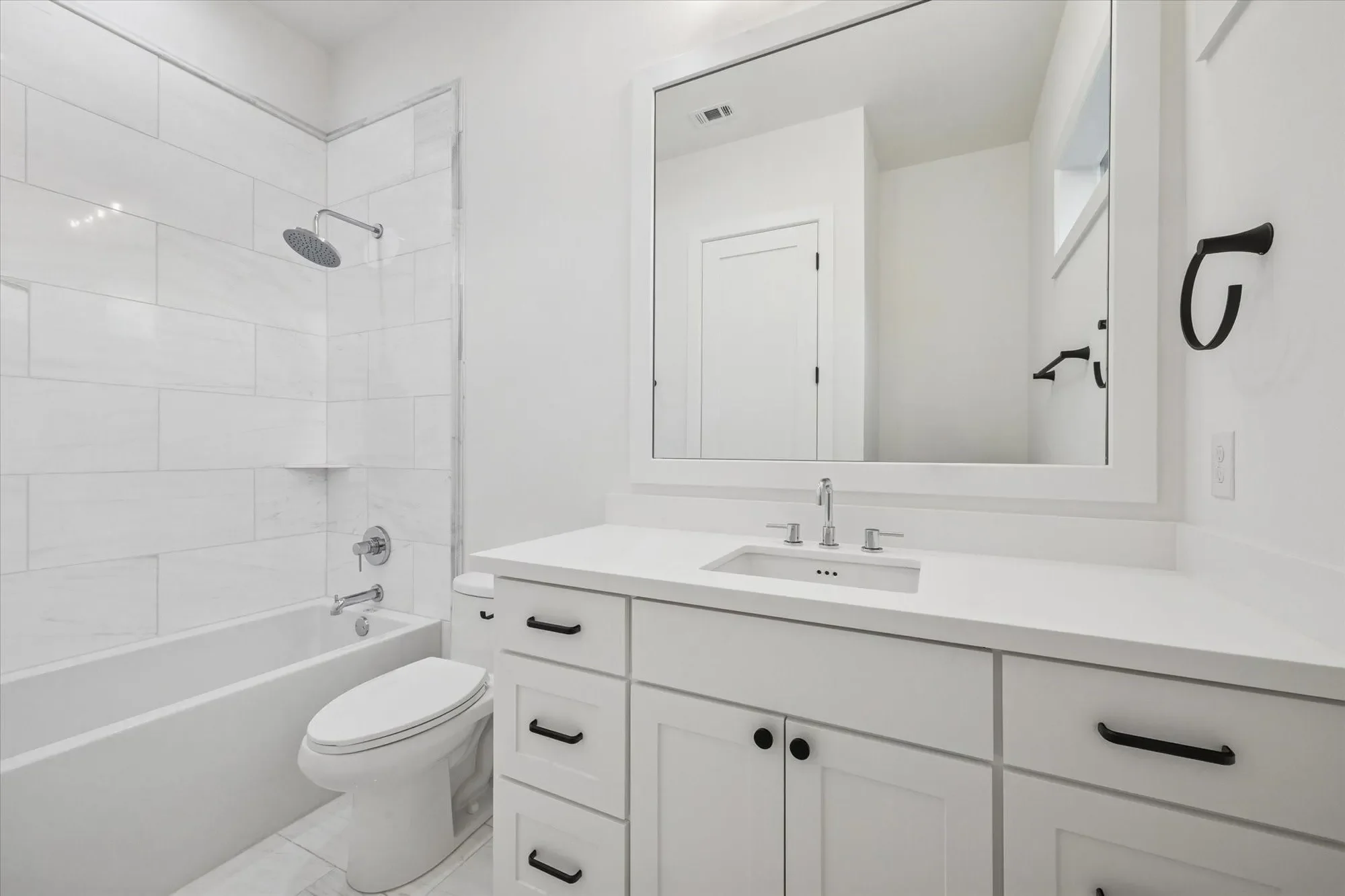 1330 Richelieu Lane, Houston, Texas, United States. - Photo 32