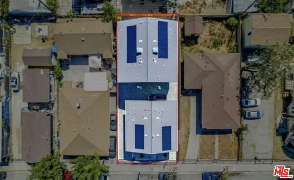 1348 E Vernon Avenue, Los Angeles, California, United States. - Photo 7