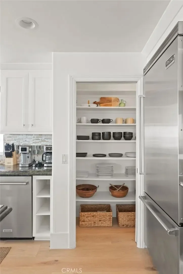 516 S S The Strand, Oceanside, California, United States. - Photo 27