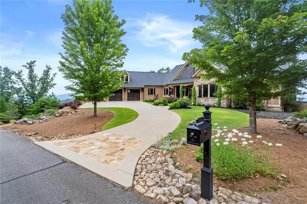 49 Waterside Drive SE, Cartersville, Georgia, United States. - Photo 1