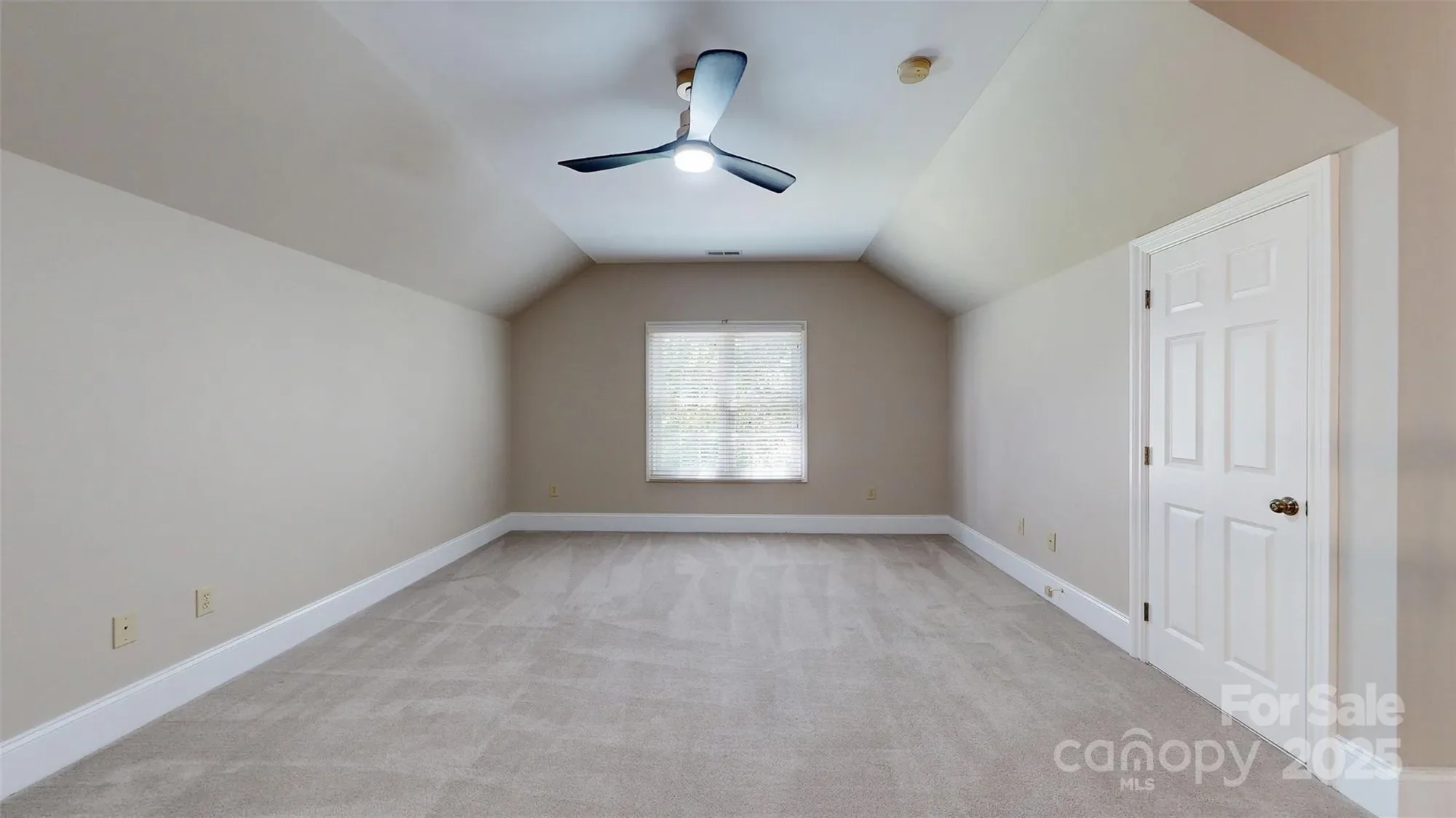 Gallery photo 10