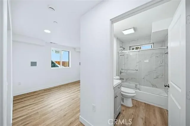 300 E 25th, Los Angeles, CA 90011, Los Angeles, California, United States. - Photo 8