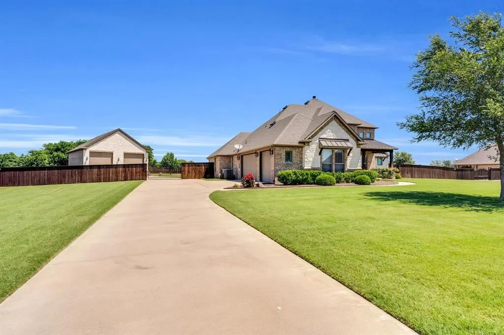 5631 Limestone Lane, Midlothian, TX 76065, Midlothian, Texas, United States. - Photo 33