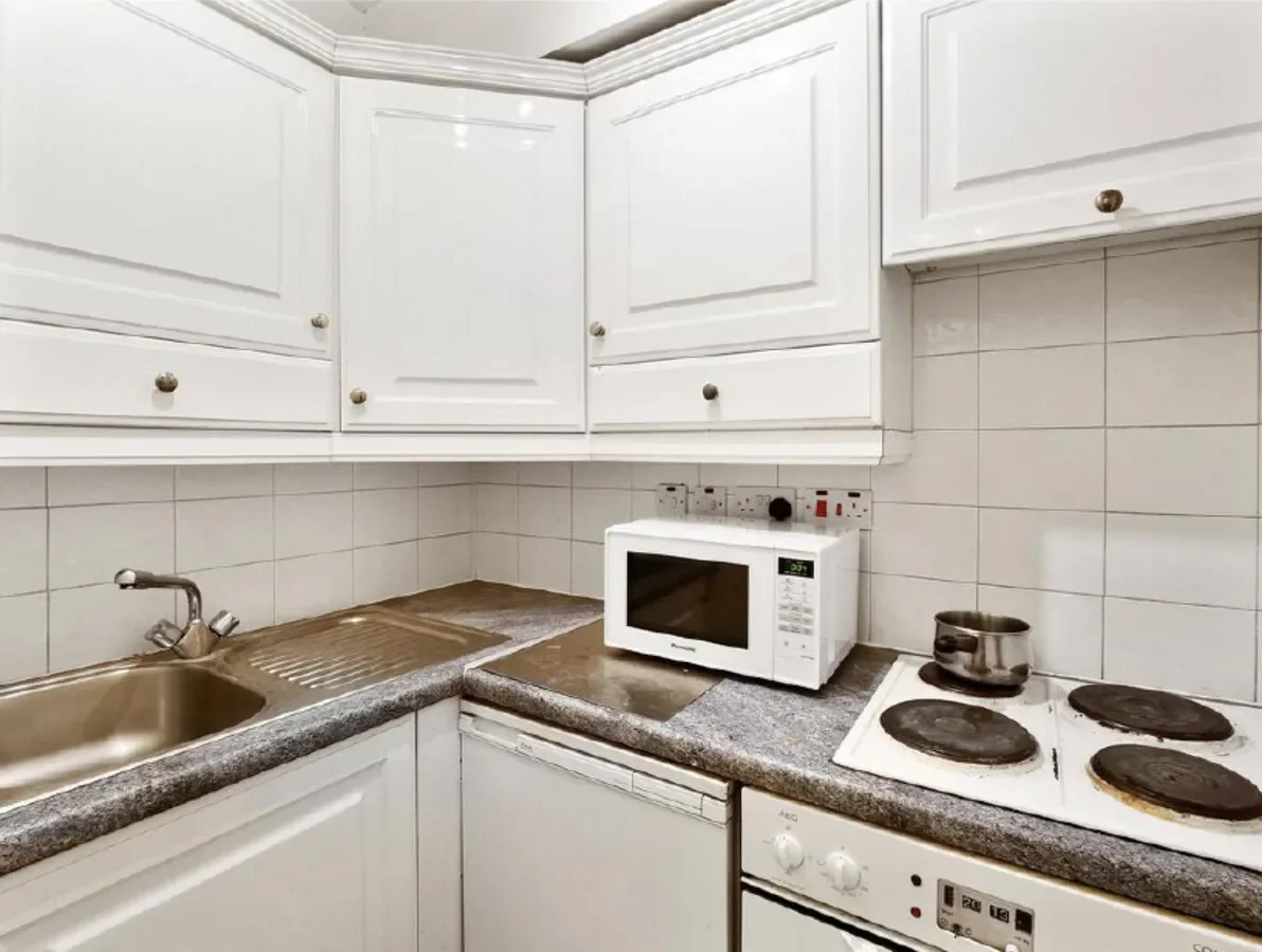 Kensington Court, London, W8, London, England, United Kingdom. - Photo 14
