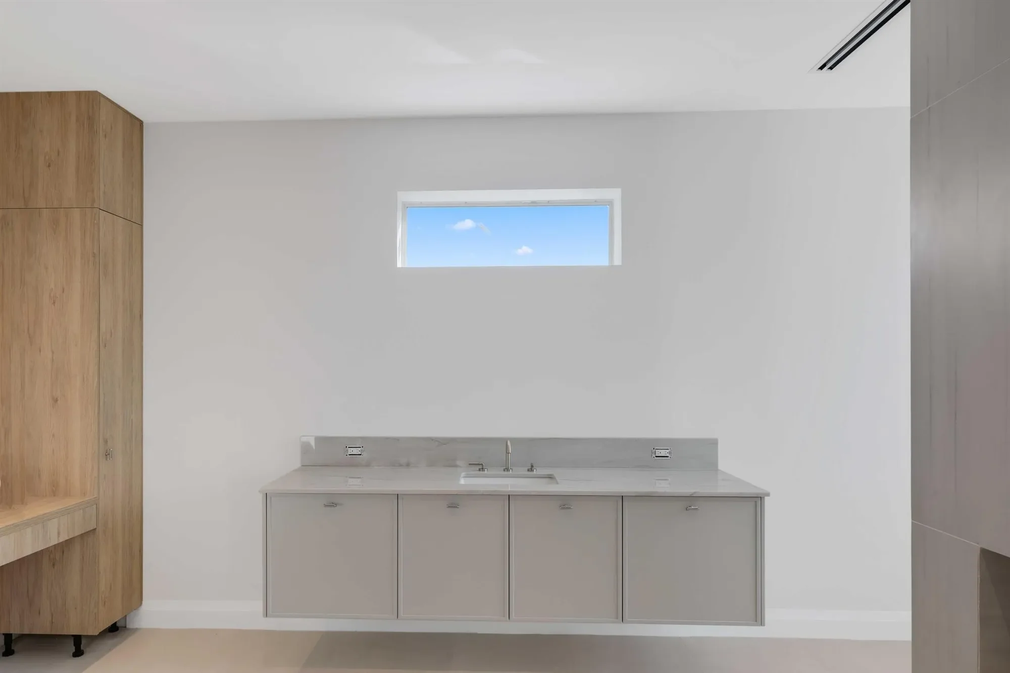 810 NE 70th Street, Boca Raton, Florida, United States. - Photo 4