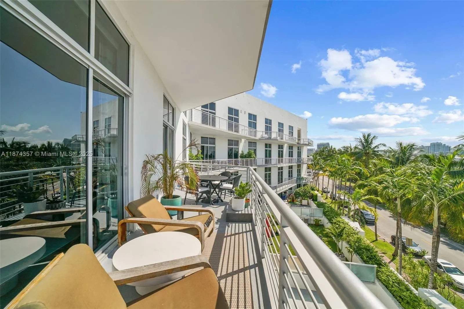 2001 Meridian Av 509, Miami Beach, Florida, United States. - Photo 24