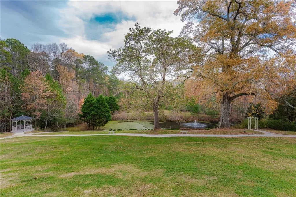 8105 Jot Em Down Road, Gainesville, Georgia, United States. - Photo 20