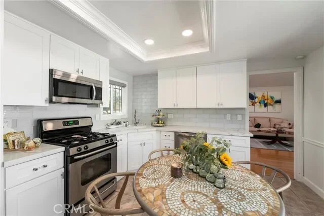 210 S Larkwood, Anaheim Hills, CA 92808, Orange, California, United States. - Photo 7