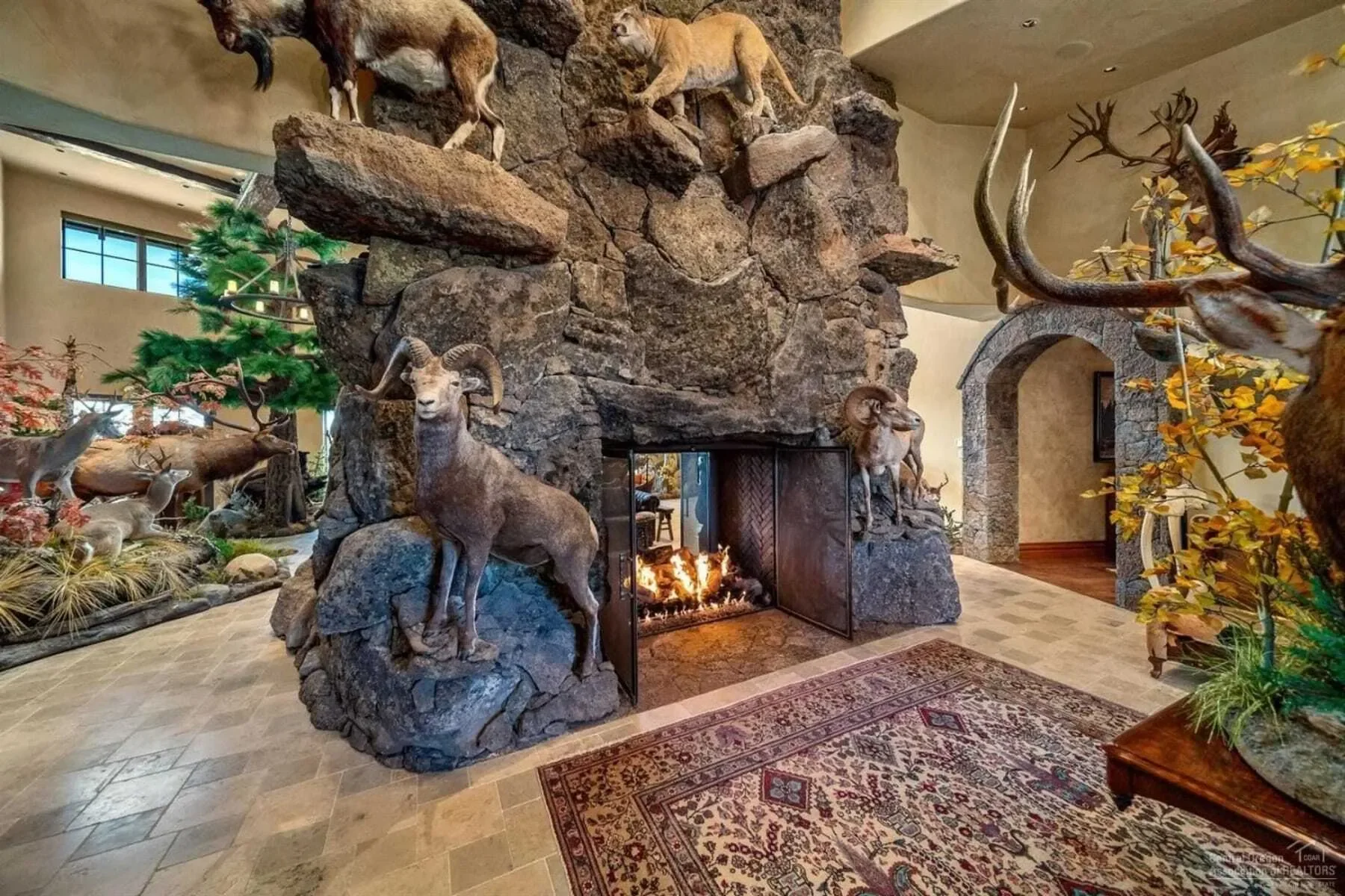 8055 SW POWELL BUTTE HWY , Powell Butte, OR 97753, Powell Butte, Oregon, United States. - Photo 7