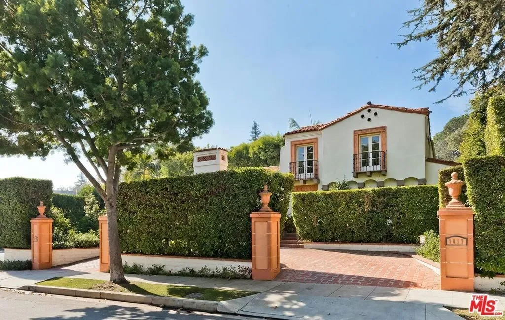 1017 Chevy Chase Drive, Beverly Hills, California, United States. - Photo 27