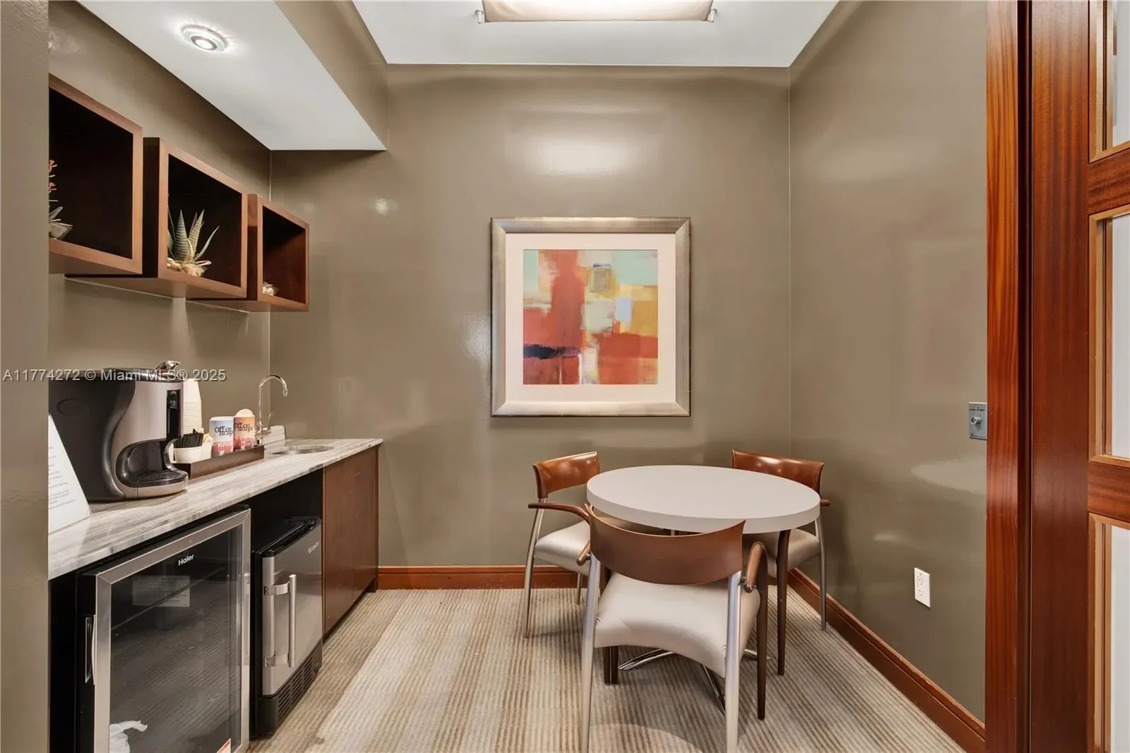 2831 N Ocean Blvd 308N, Fort Lauderdale, Florida, United States. - Photo 12