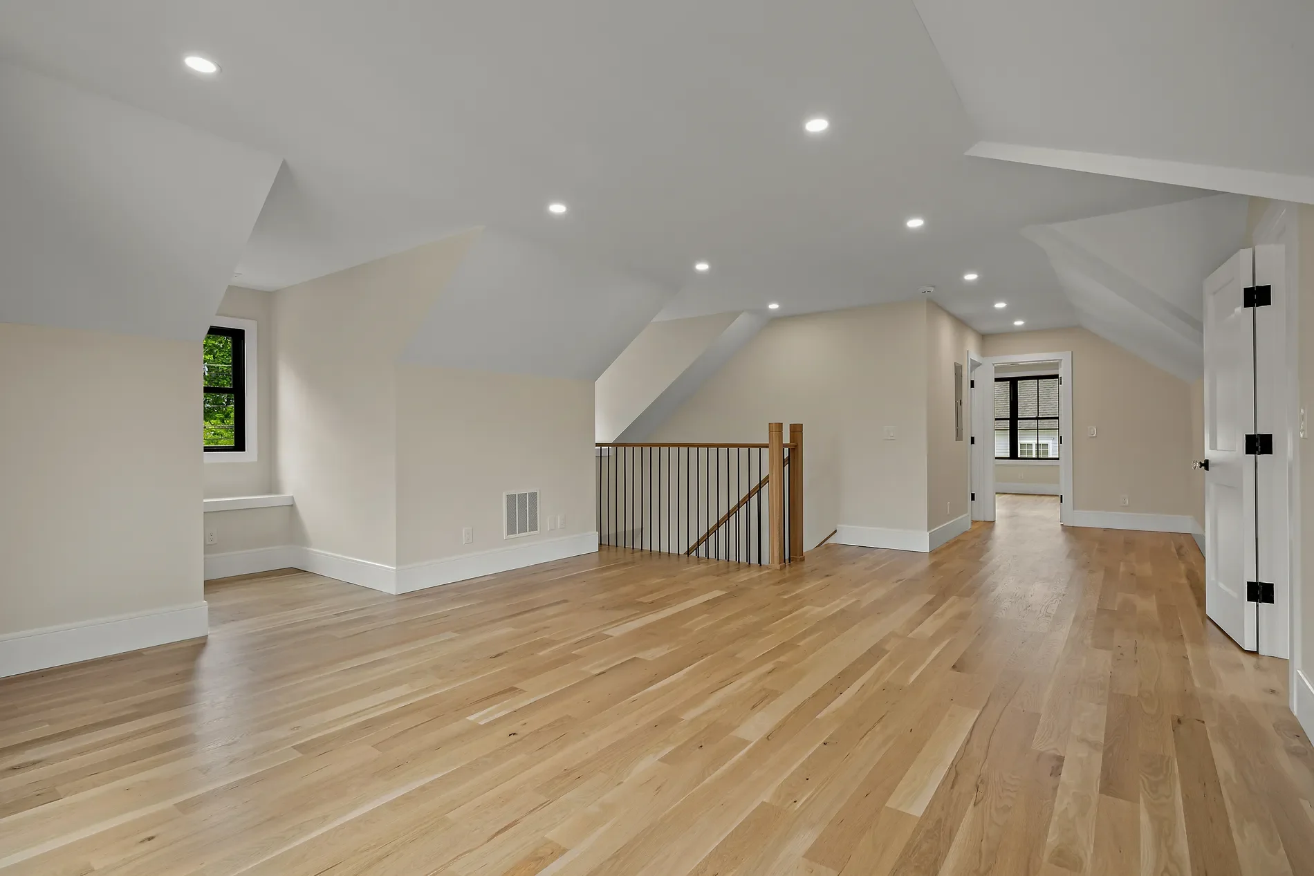 317 Park Street, New Canaan, CT 06840, New Canaan, Connecticut, United States. - Photo 25