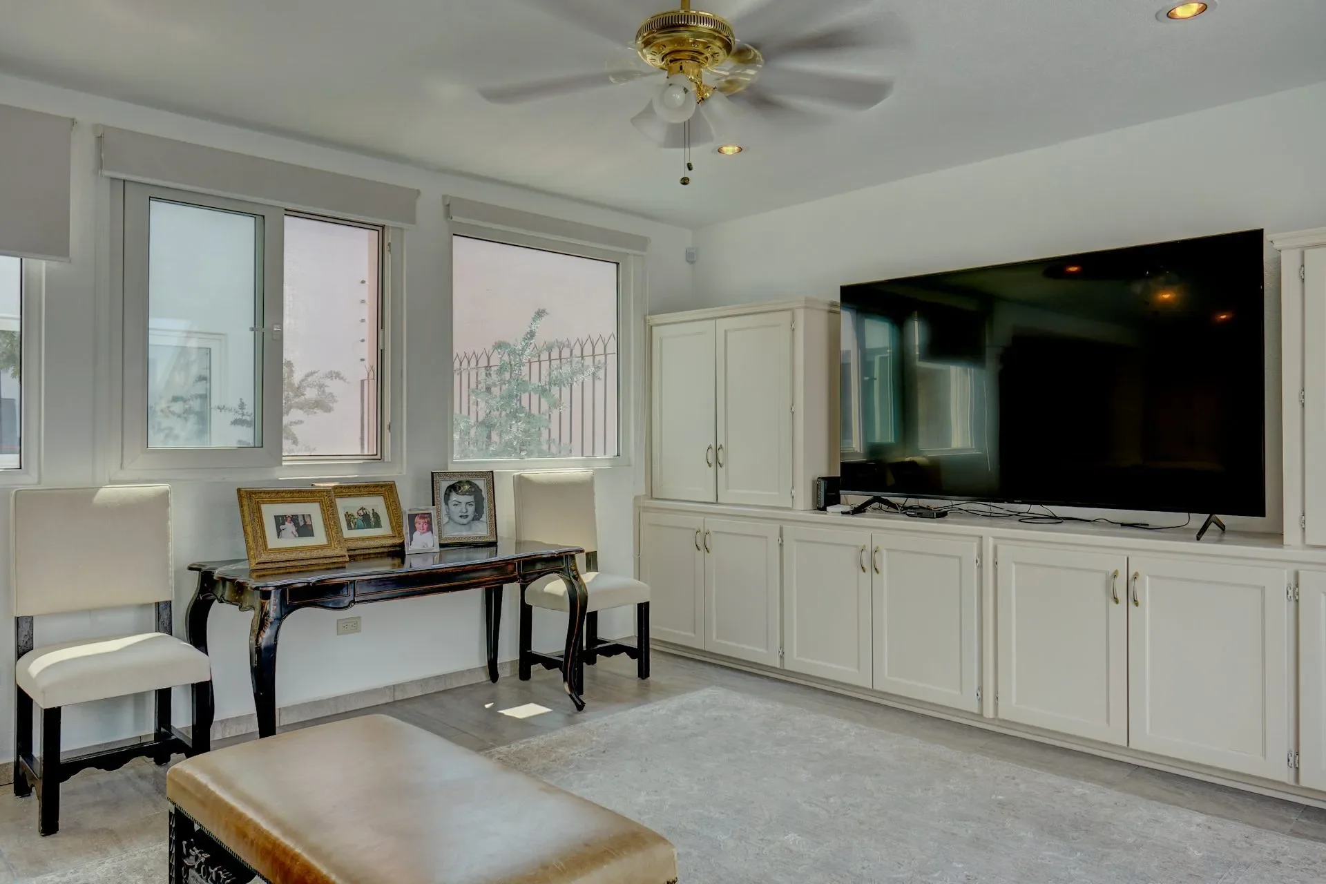 Gallery photo 12