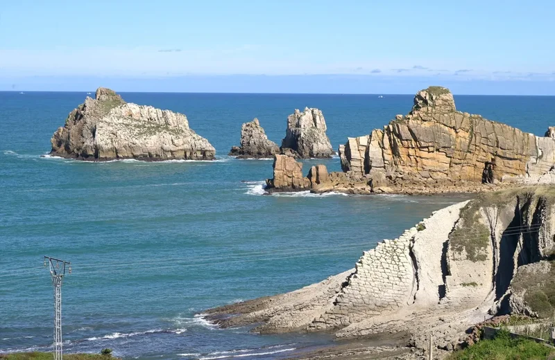 LIENCRES. Somocuevas, Pielagos, Cantabria, Spain. - Photo 71