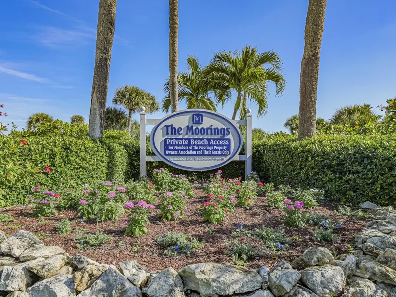 1903 Bay Road 205, Vero Beach, Florida, United States. - Photo 44