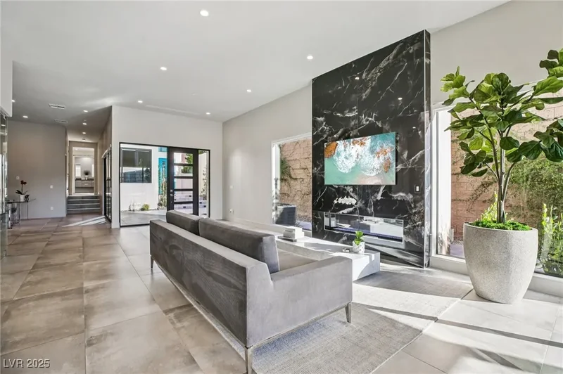 471 Serenity Point Drive, Henderson, Nevada, United States. - Photo 4