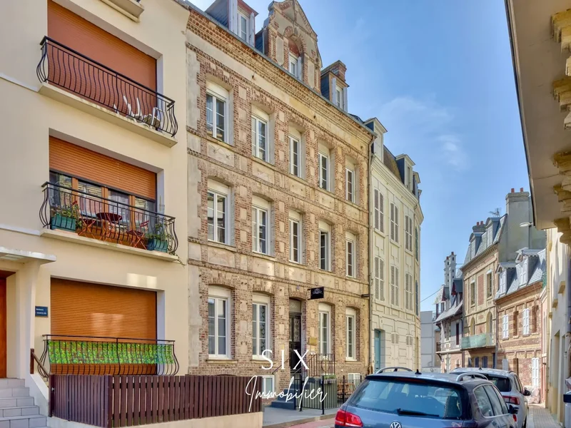 Trouville-sur-Mer, Trouville-sur-Mer, Trouville-sur-Mer, Normandy, France. - Photo 7