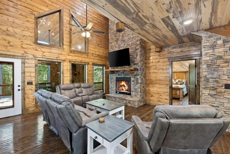 165 N Bear Hickory Trail, Broken Bow, OK 74728, Broken Bow, Oklahoma, United States. - Photo 4