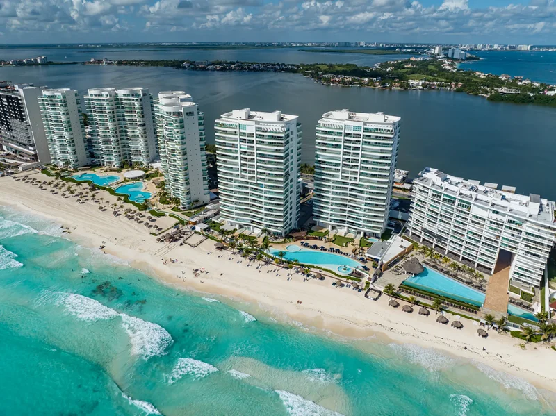 Boulevard Kukulkan, Cancún, ROO 77500, Cancún, Quintana Roo, Mexico. - Photo 17