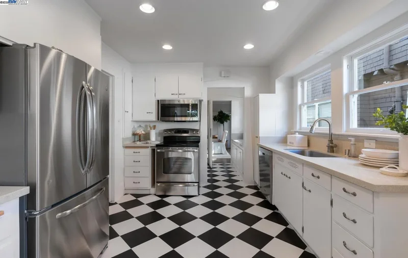 3103 Central, Alameda, California, United States. - Photo 48