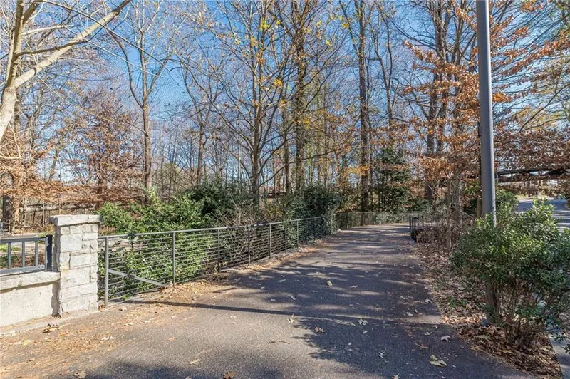 547 Elmwood Drive NE, Atlanta, Georgia, United States. - Photo 128