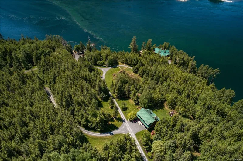 1 Stuart Island, Alert Bay, British Columbia, Canada. - Photo 79