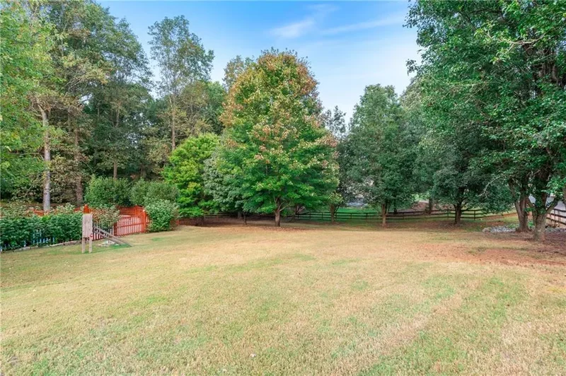 1350 Hendon Road, Woodstock, GA 30188, Woodstock, Georgia, United States. - Photo 32